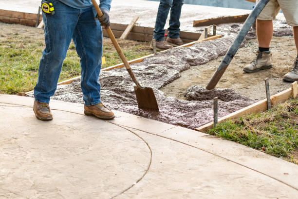 Best Concrete Driveway Installation in Fowlerville, MI